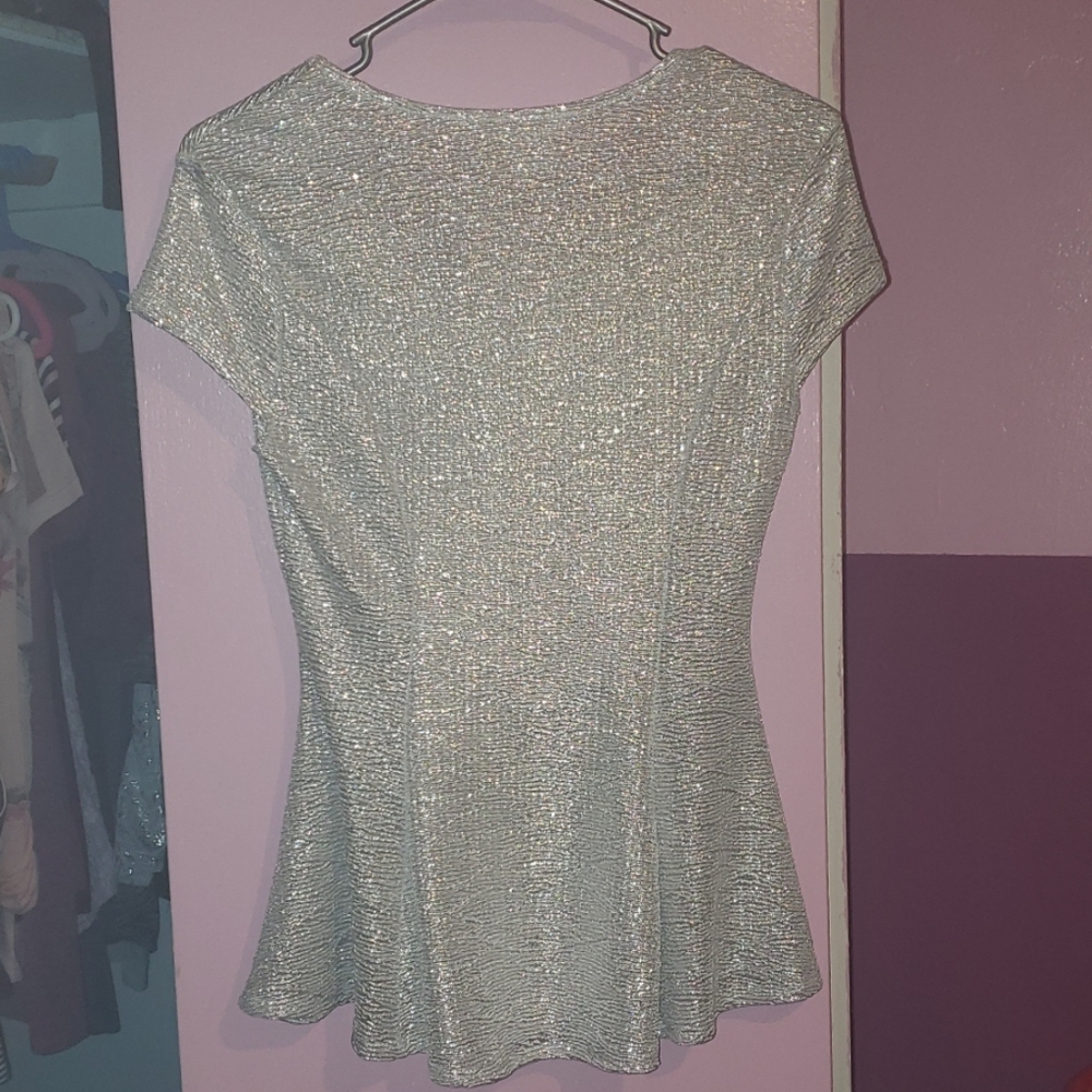 Shirt - Picture 4 of 4